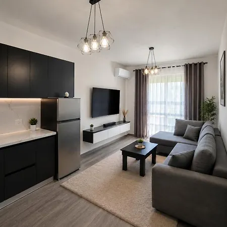 Appartement 50 Steps From The And Swimming Pool